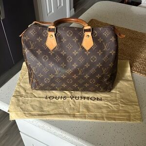 Louis Vuitton Monogram Speedy 30